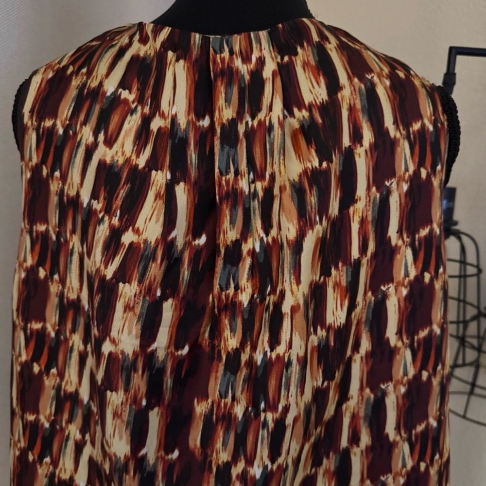 Joie Silk Halter Blouse Malta Cross Neck Red Orange Print Size M - Picture 6 of 8